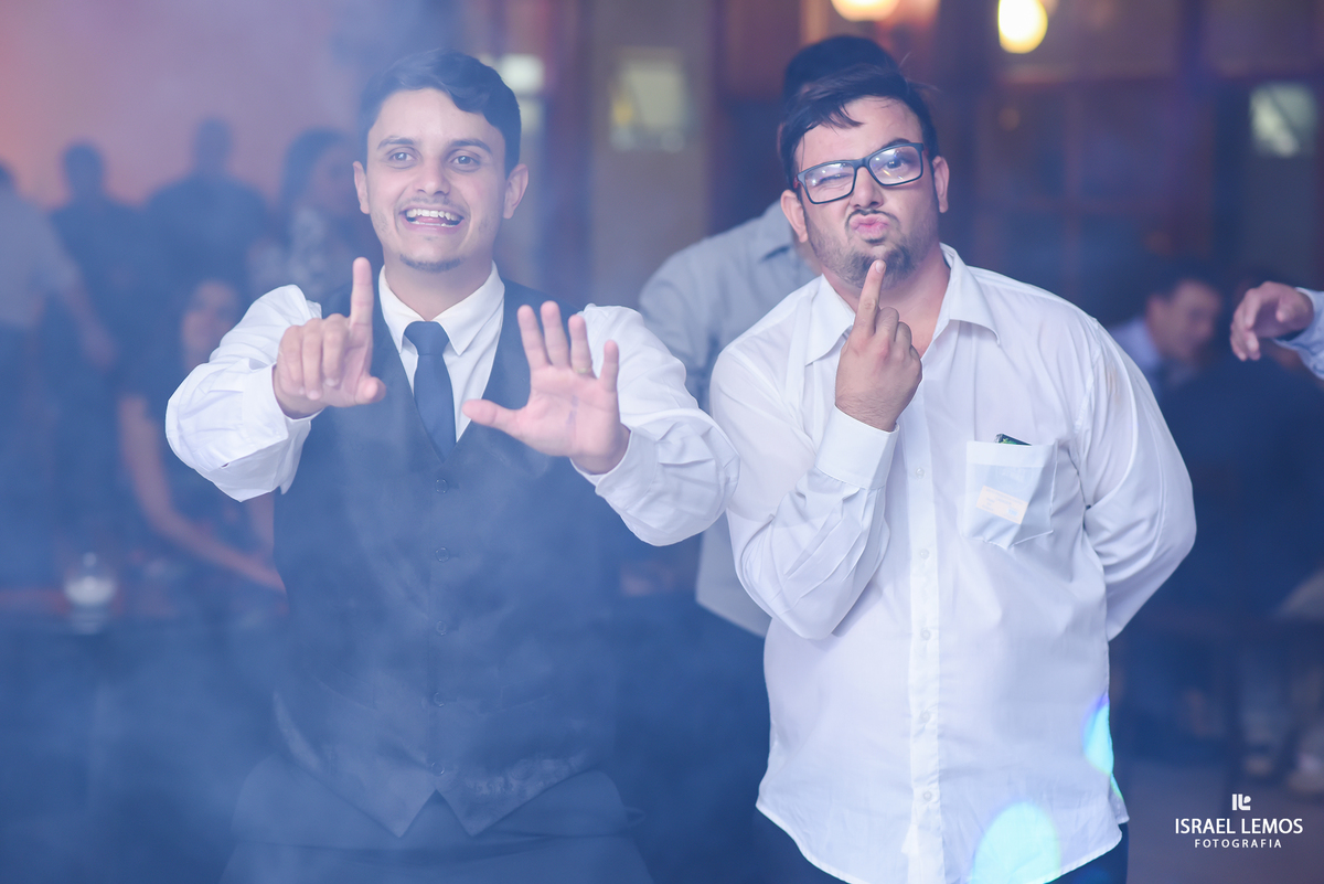 noivo cruzeiro comemorando 6x1 na cidade de para de minas MG