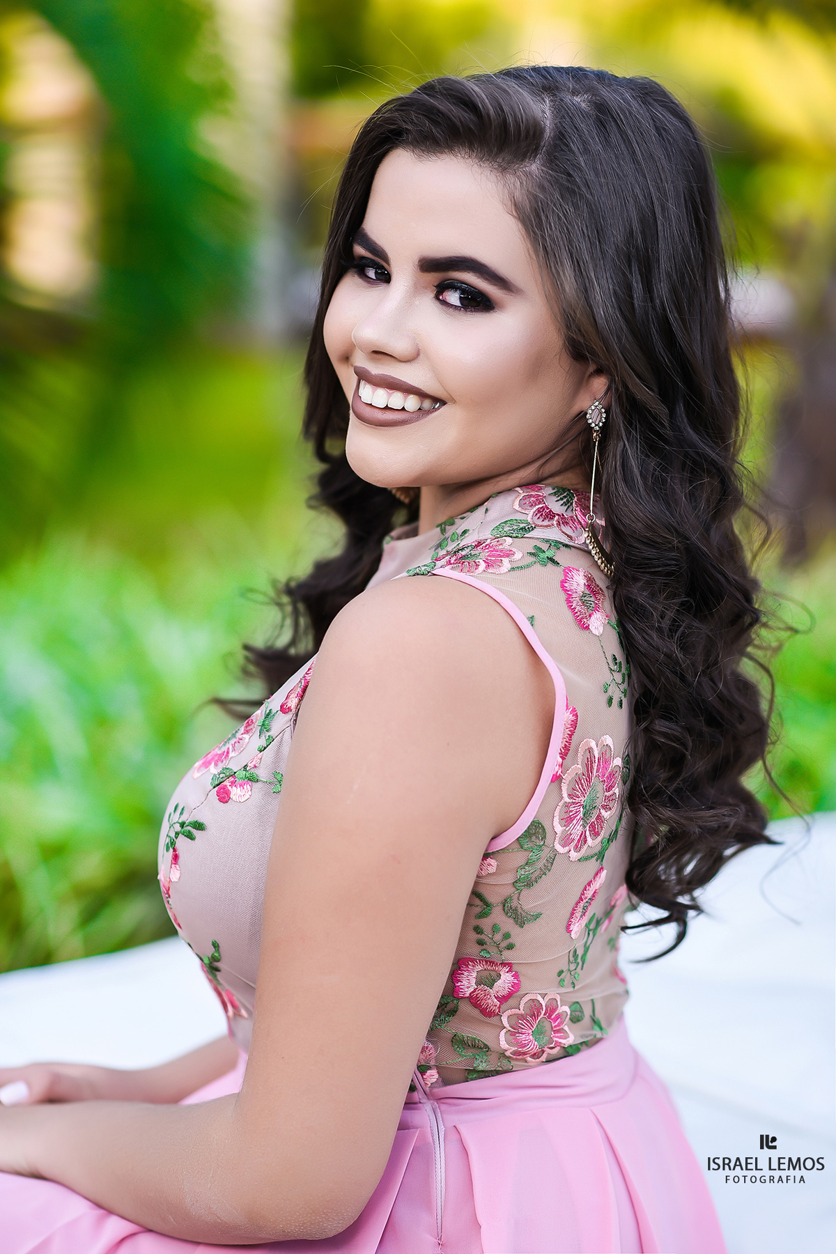 debutante no espçao shangrila em Mateus leme MG