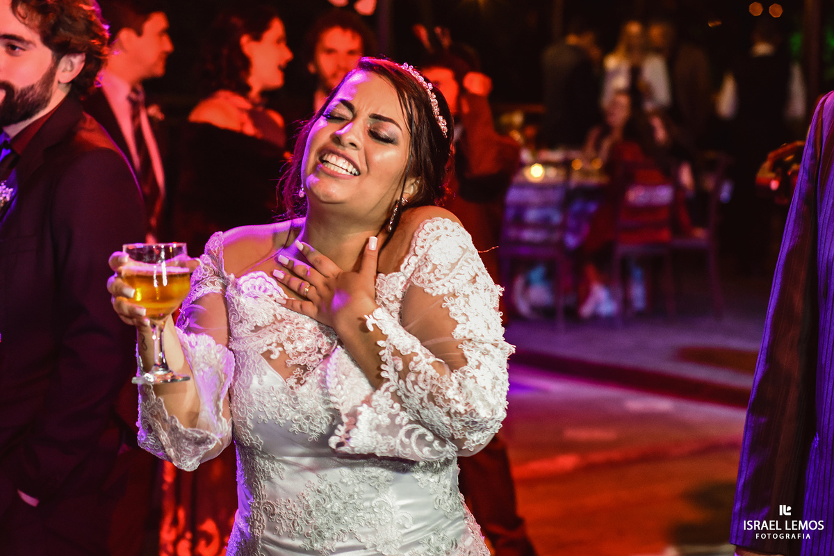 Noiva na balada Espaço Solarium Recepções na pampulha na cidade de Belo Horizonte MG