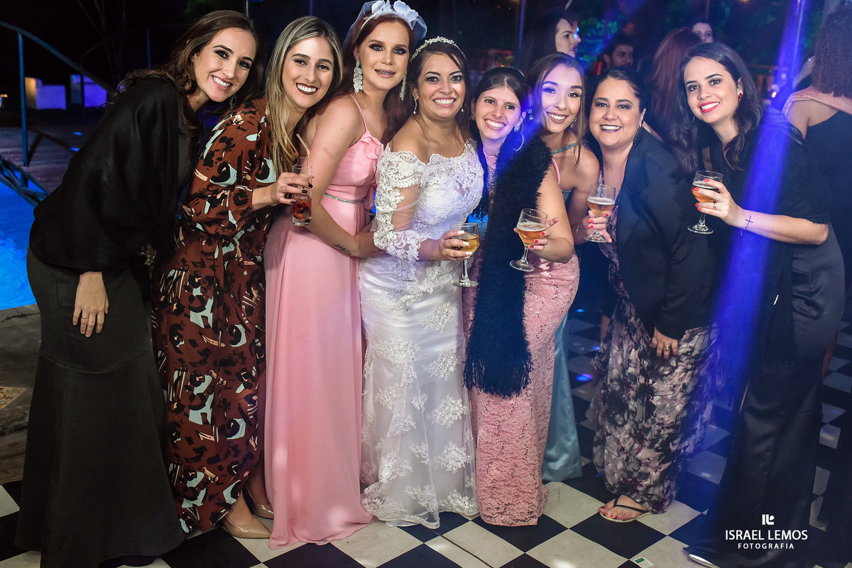 pose para a foto do album Espaço Solarium Recepções na pampulha na cidade de Belo Horizonte MG