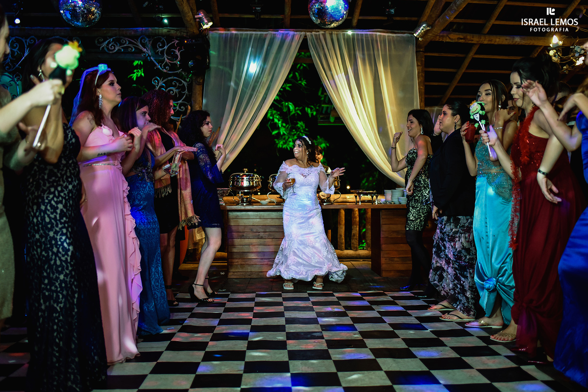 Noiva detonando na pista pampulha na cidade de Belo Horizonte MG