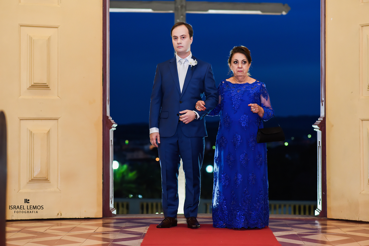 entrada do noivo fotos feitas na setima vila do ouro na cidade de Pitangui, fotografar pelo fotografo israel lemos 