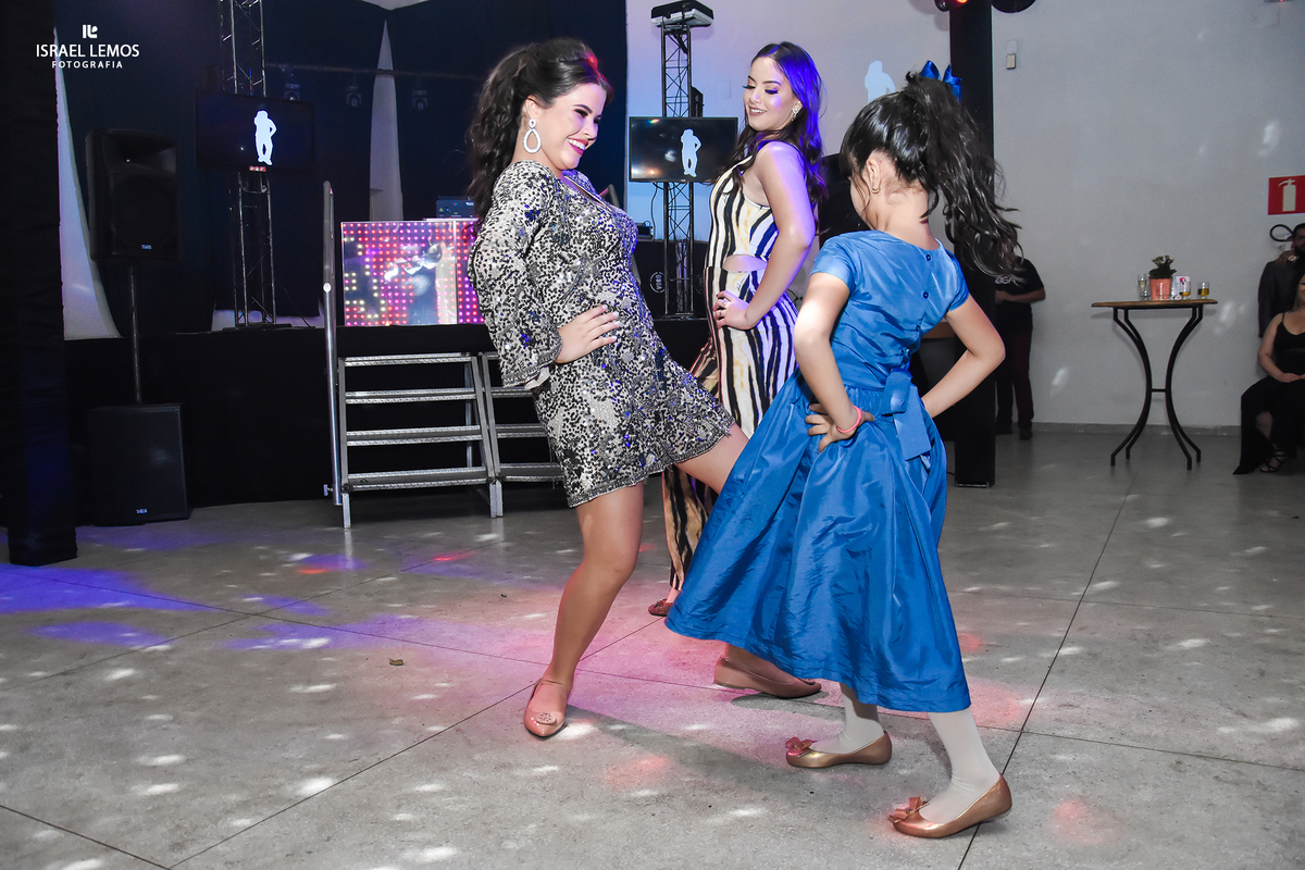 debutante dancando  de metropolitada de bh em Juatuba MG
