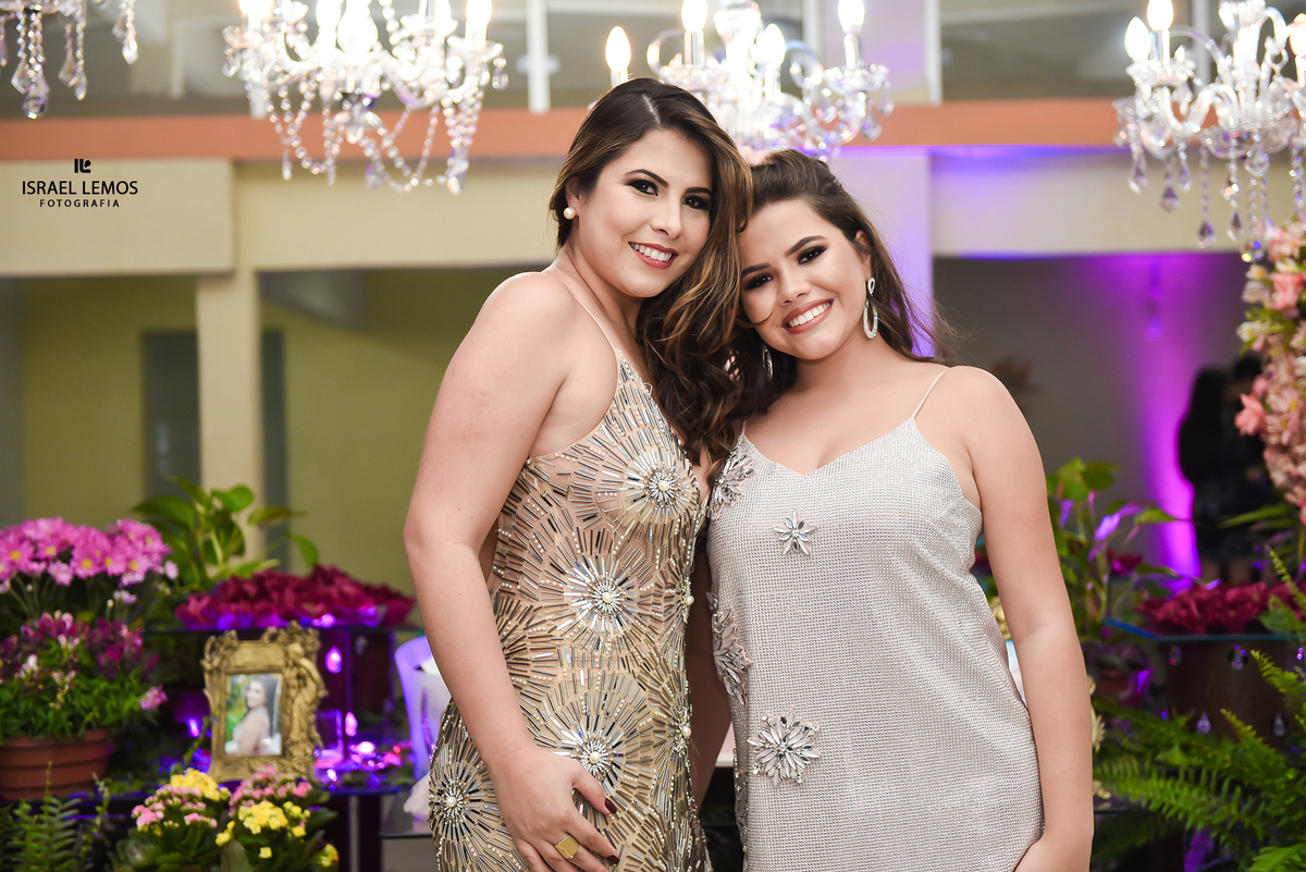debutante com a mae  de metropolitada de bh em Juatuba MG