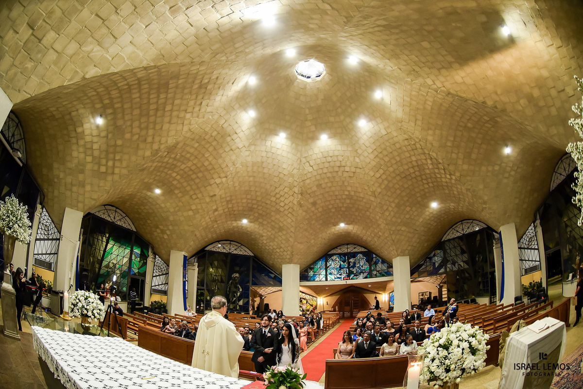 Casamento na igreja N. S. de fatima na cidade de Belo horizonte MG, fotos feitas pelo Fotografo de Belo Horizonte Israel lemos