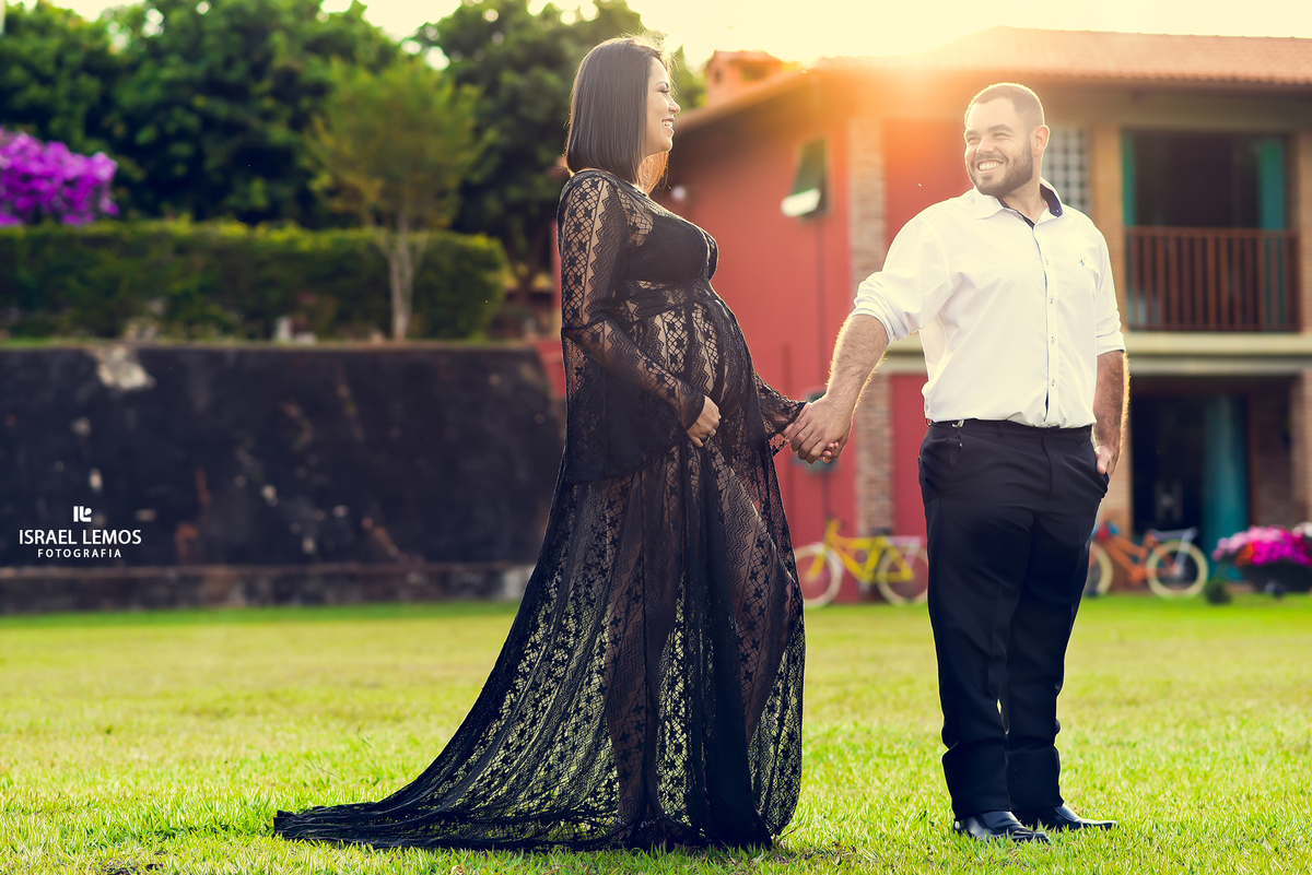 Linda foto da gestante da cidade de Juatuba MG. Fotos feitas pelo fotografo de casamentos Israel lemos 