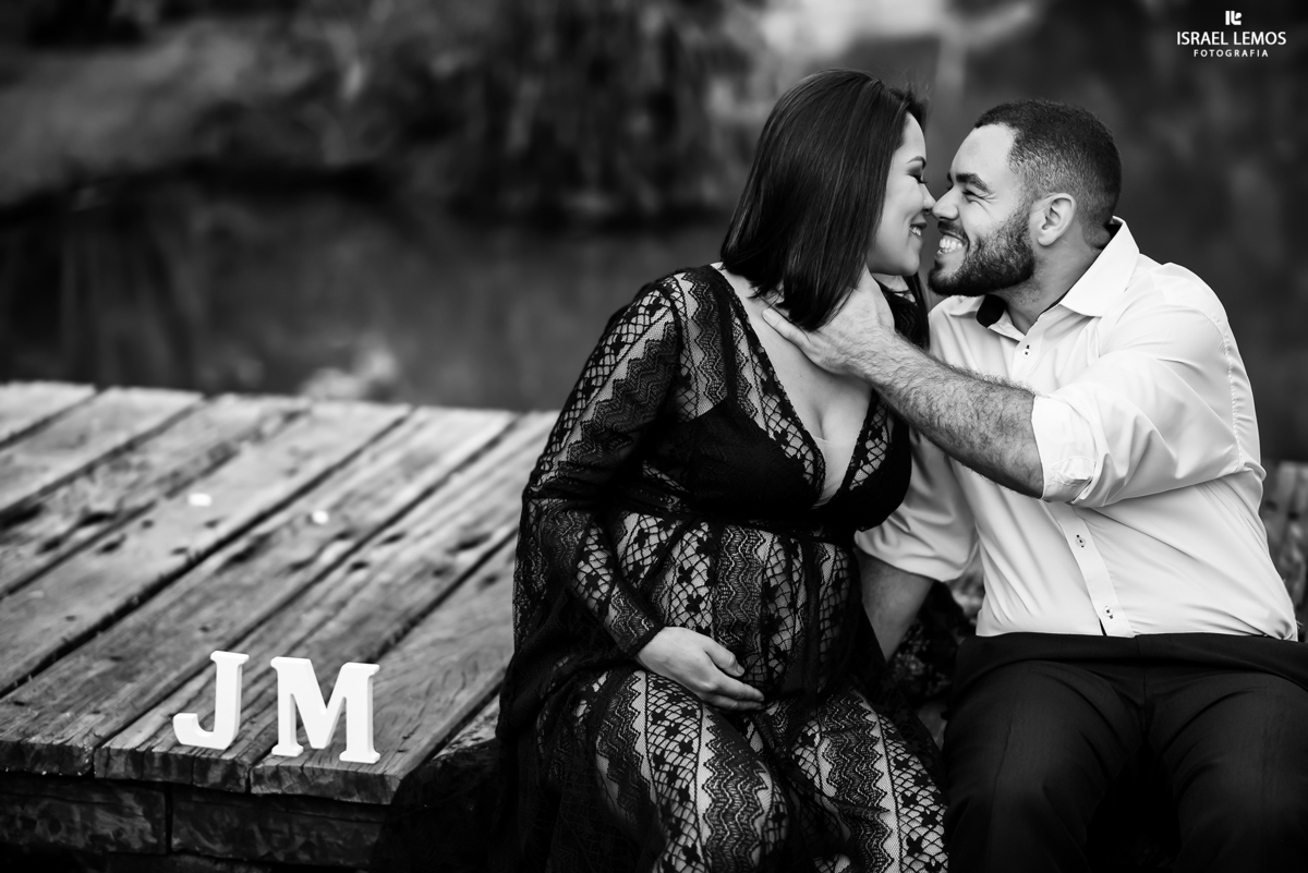 Linda foto da gestante da cidade de Juatuba MG. Fotos feitas pelo fotografo de casamentos Israel lemos 