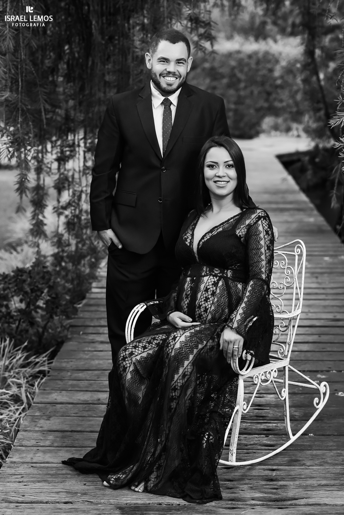 Linda foto da gestante da cidade de Juatuba MG. Fotos feitas pelo fotografo de casamentos Israel lemos 