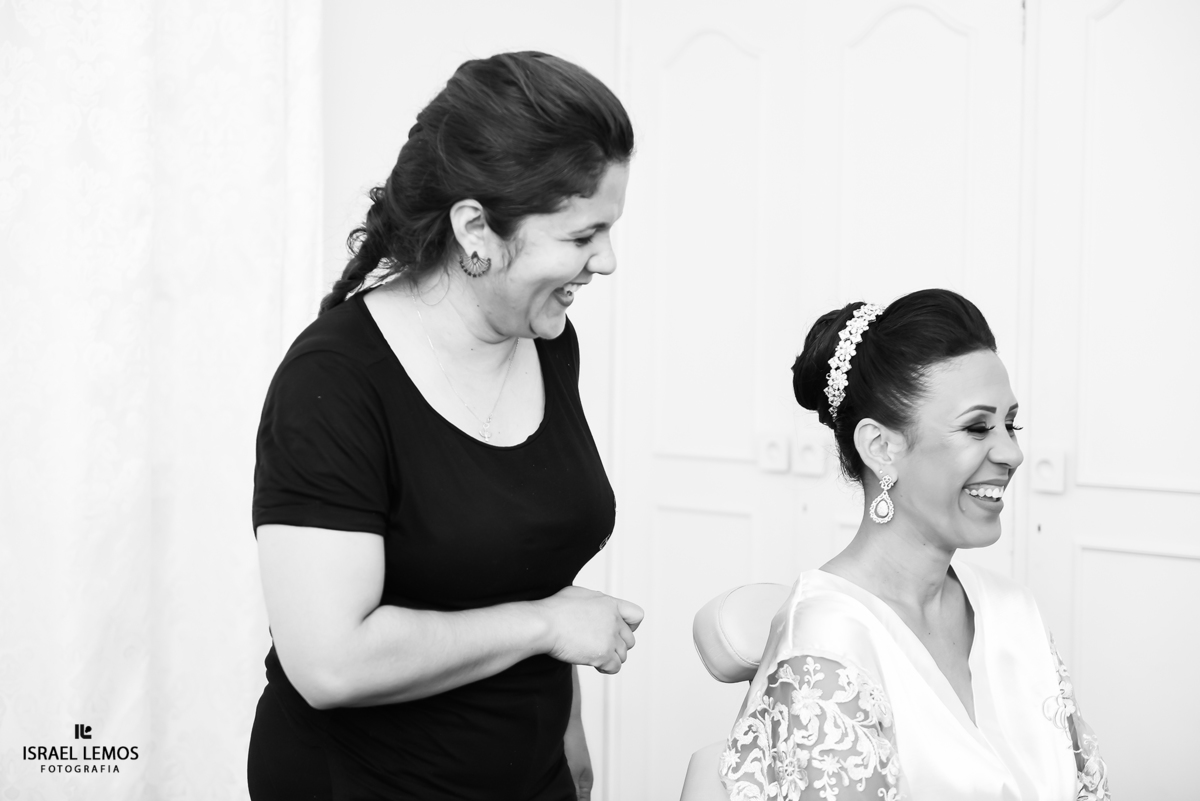 finalizando a noiva com a super make de erika damas em Para de Minas MH