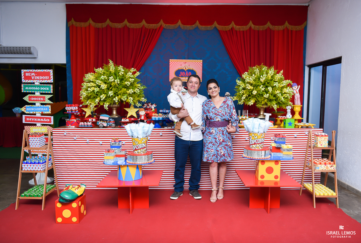 Aniversário de um ano realizado na festolandia na cidade de Para de Minas MG