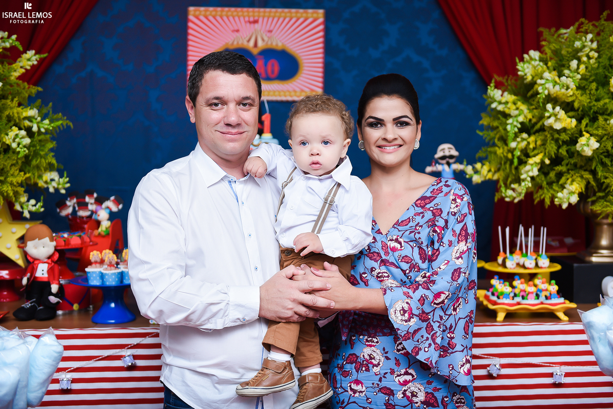 Aniversário de um ano realizado na festolandia na cidade de Para de Minas MG