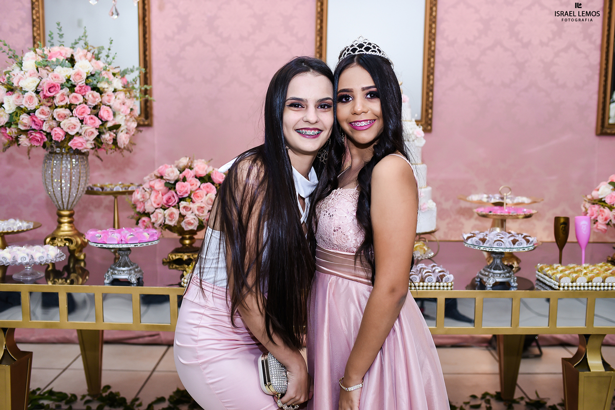 Festa de 15 anos na Dila festas na cidade de Para de Minas feitas pelo fotografo Israel Lemos de Pará de Minas MG