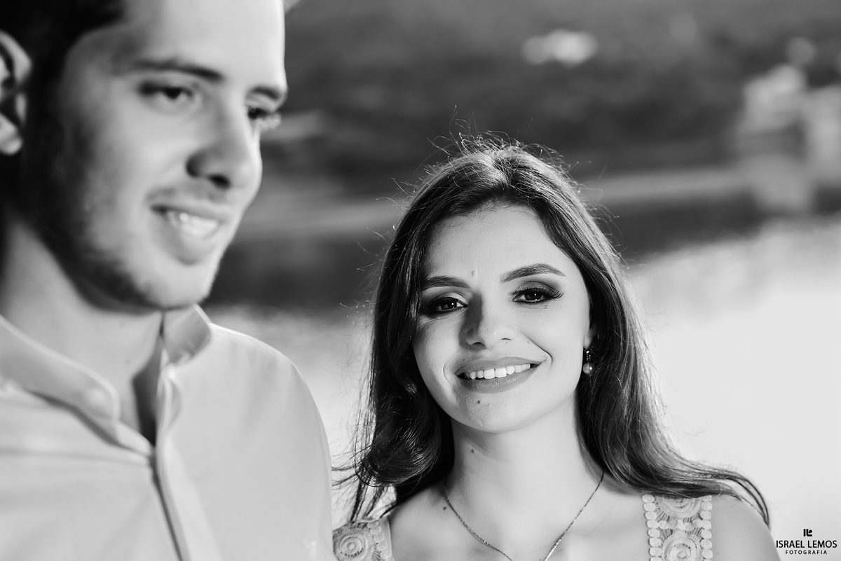 Save the date do casal Karina e João Paulo que rolou na cidade de Itaúna MG, no lago do sol fotos feitas oelo fotografo Israel Lemos de Para de Minas 