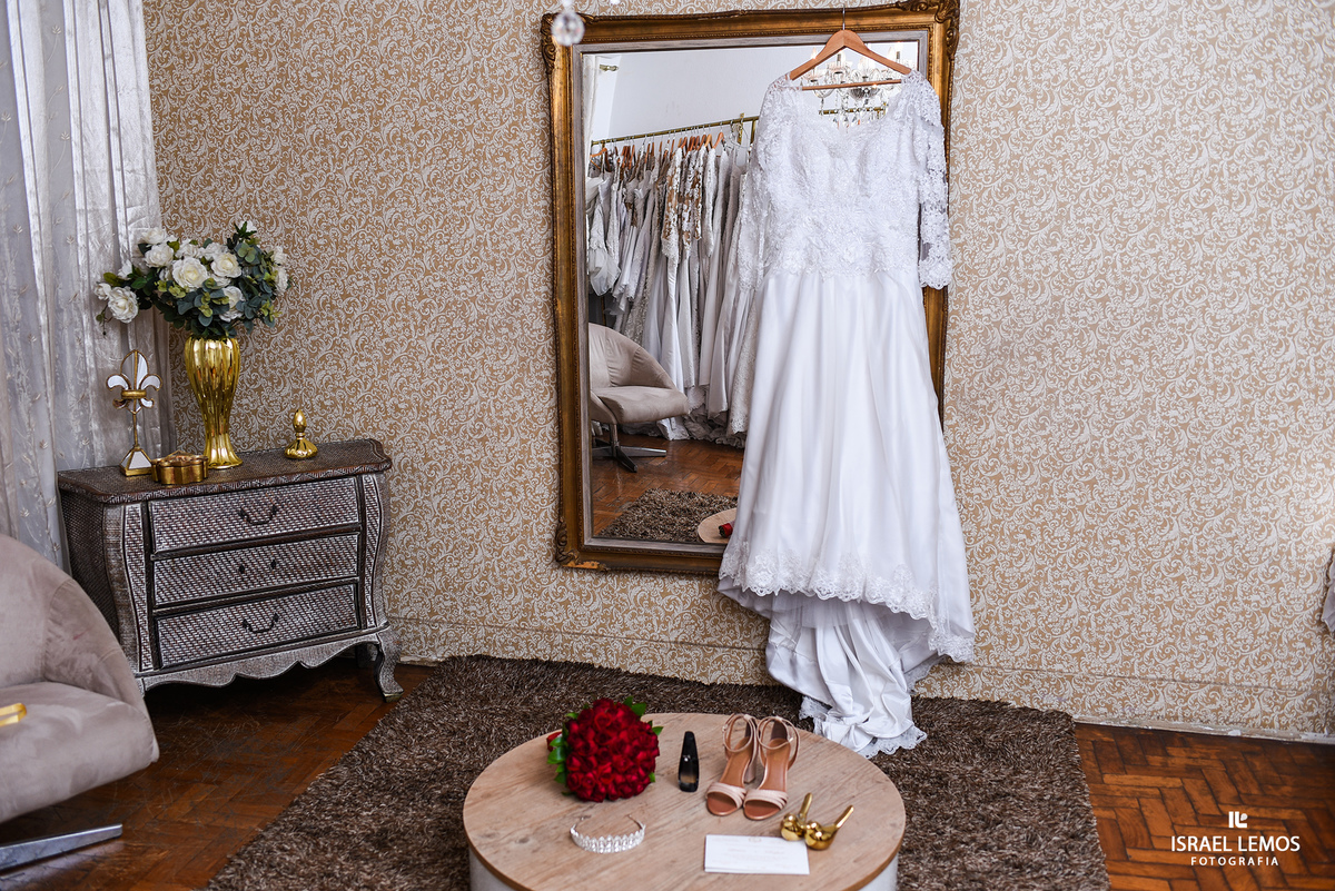 detalhes do vestido na silmaria Oliveira em para de Minas