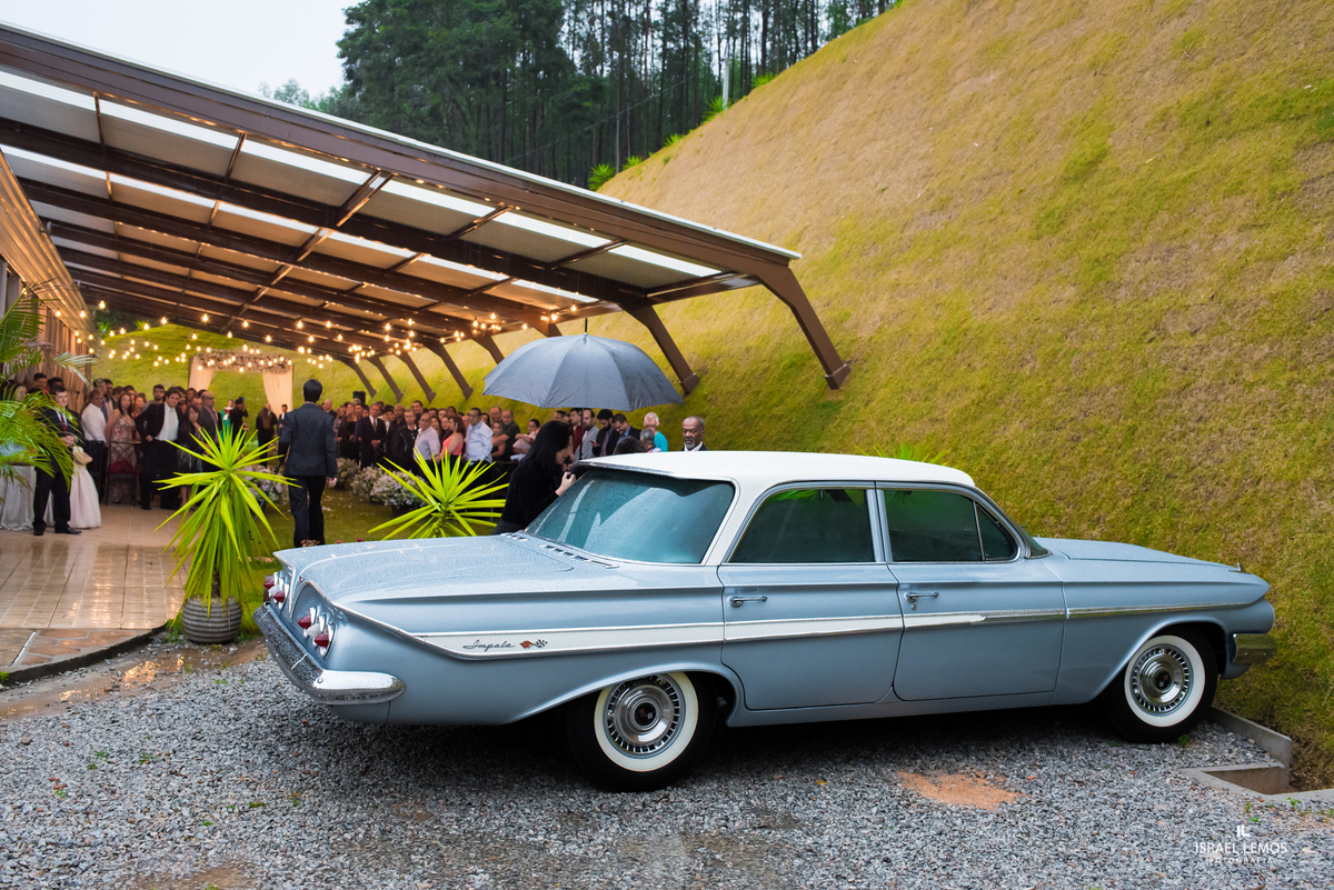 Carro de aluguel para noivas em Para de Minas 