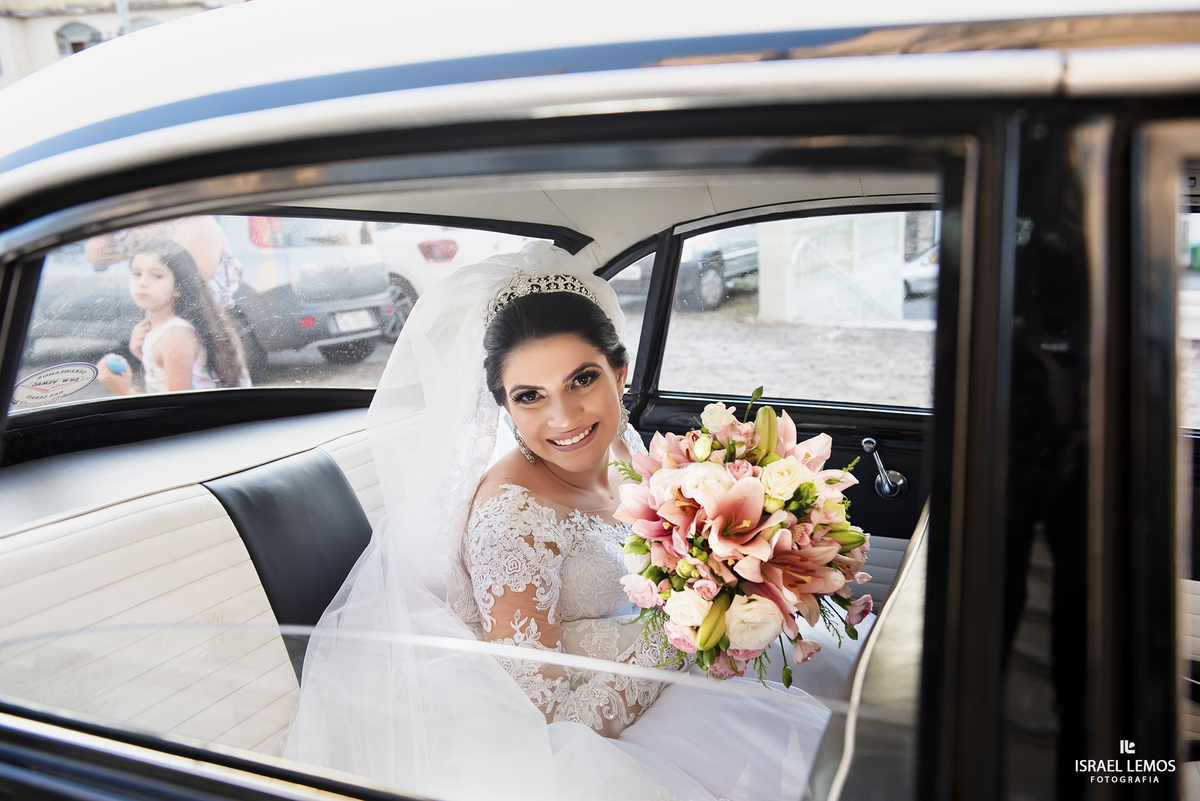 Pitangui é um município da Mesorregião Metropolitana de Belo Horizonte, no estado de Minas Gerais, no Brasil. Sua população é estimada em 25 339 habitantes, de acordo com o censo do Instituto Brasileiro de Geografia e Estatística de 2010.