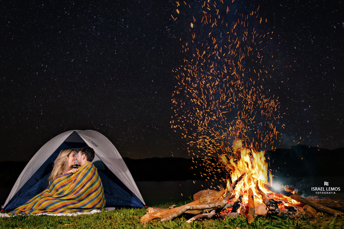 fotos na serra do cipo de save the date com fogueira
