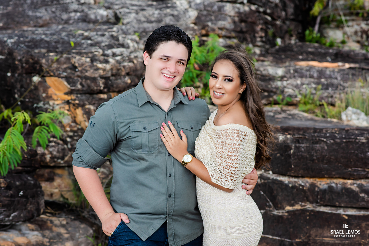 Isso é um Save the Date pra ninguém botar defeito! As fotos do casal Amanda e Emerson, de Pitangui/MG foram feitas na Serra do Cipó, e ficaram simplesmente maravilhosas. Sem falar que passamos um dia super agradável neste lindo lugar...