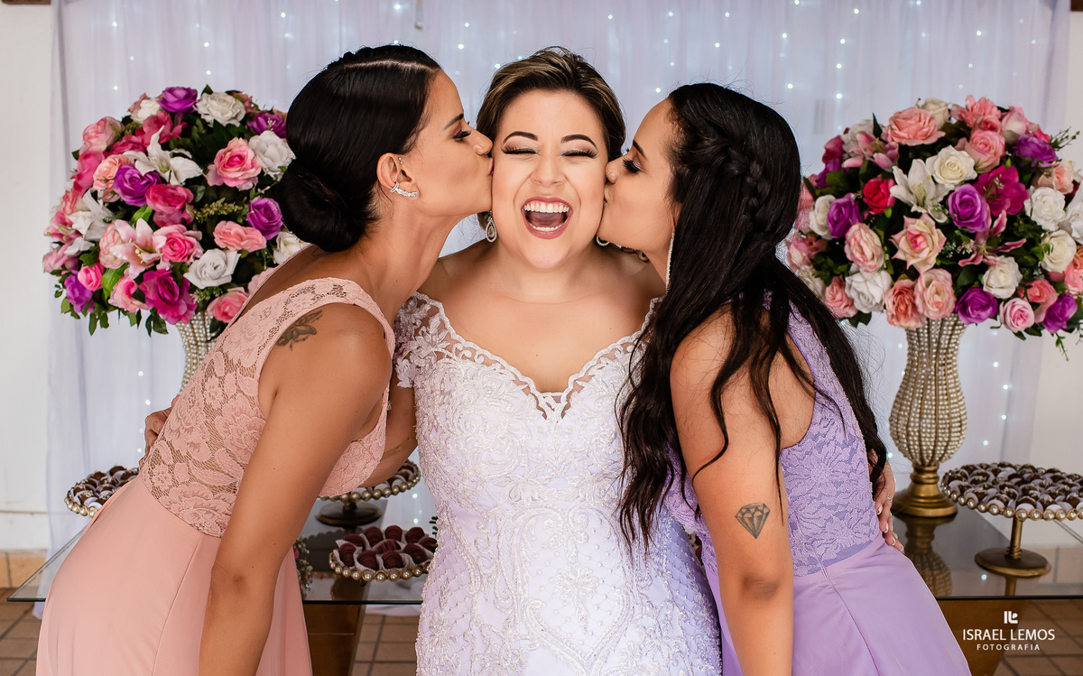 noiva com as cunhadas irmas