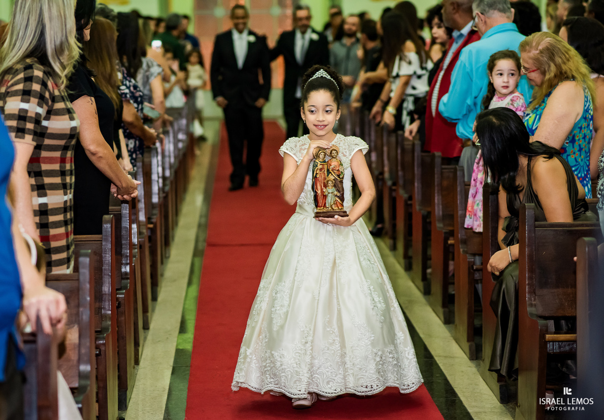 qual roua a dama desse usar no casamento