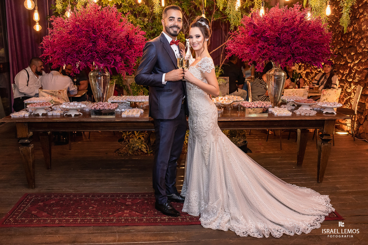 decoração de angelo caffaro e girrassol