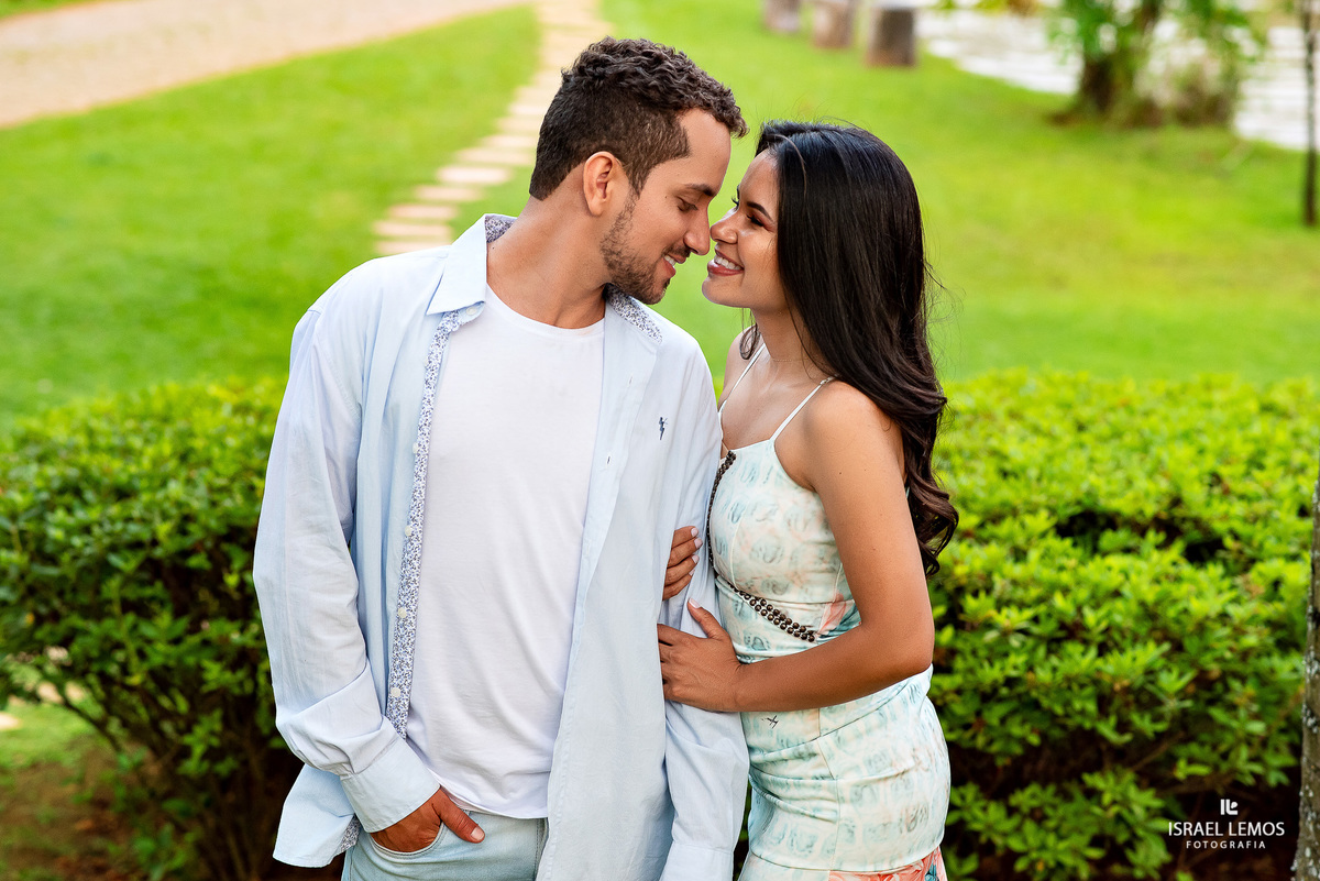  Pré Wedding, realizado na cidade de Para de Minas/MG, fotografia registrada pelo fotógrafo de casamento Israel Lemos.