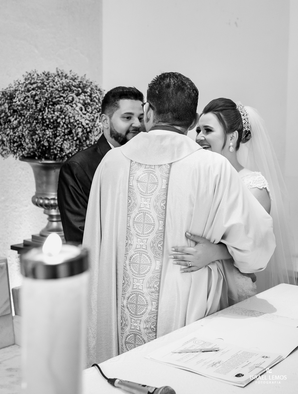Casamento, realizado na igreja N. S. das graças na cidade de Para de minas/MG, fotografia registrada pelo fotógrafo de casamento Israel Lemos.