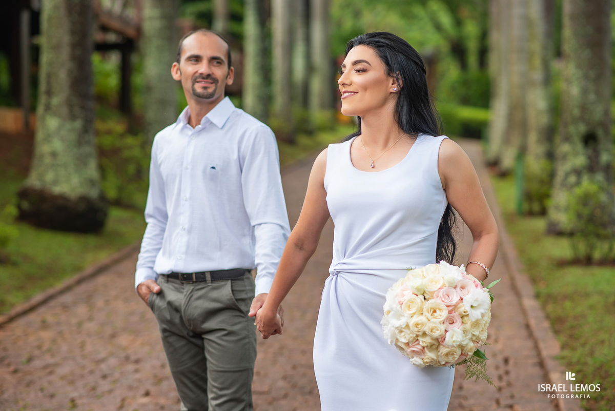  Pré Wedding, realizado na cidade de Para de Minas/MG, fotografia registrada pelo fotógrafo de casamento Israel Lemos.
