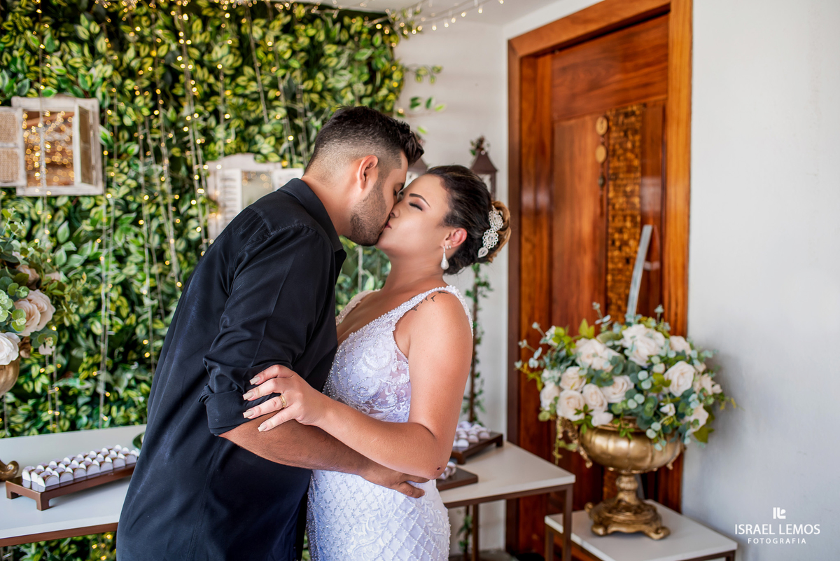Casamento, realizado na igreja São Francisco na cidade de Para de minas/MG, fotografia registrada pelo fotógrafo de casamento Israel Lemos.