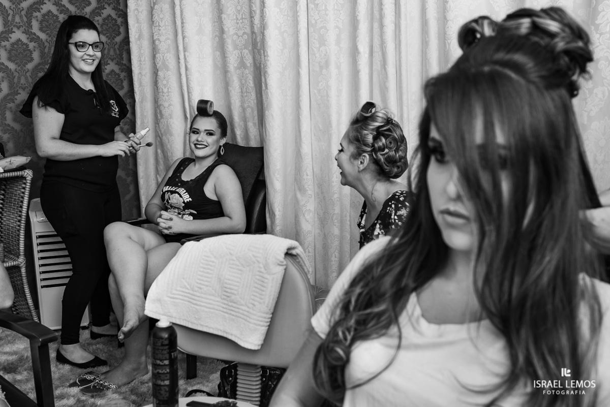 make da noiva barbara, realizado na na Erica damas na cidade de Para de minas/MG, fotografia registrada pelo fotógrafo de casamento Israel Lemos.