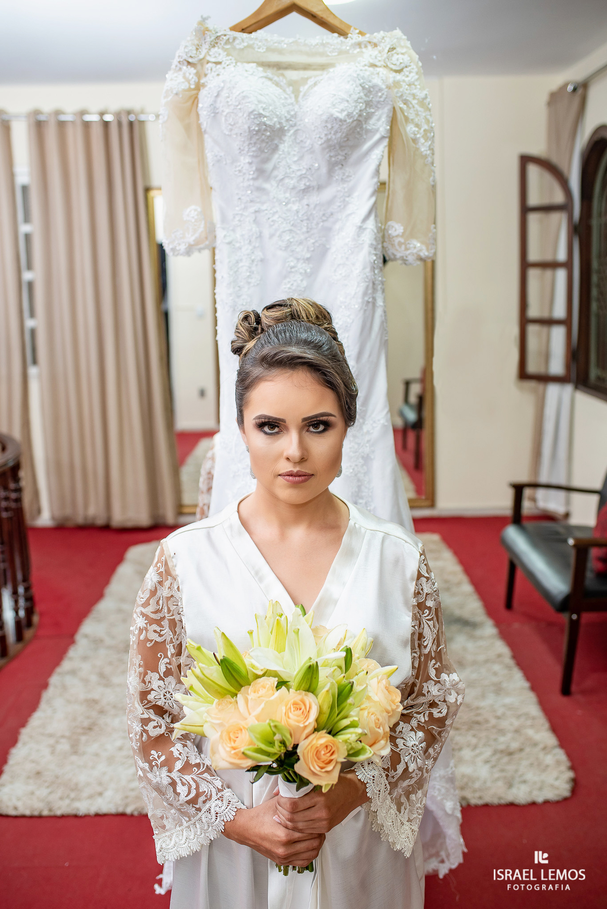 make da noiva barbara, realizado na na Erica damas na cidade de Para de minas/MG, fotografia registrada pelo fotógrafo de casamento Israel Lemos.