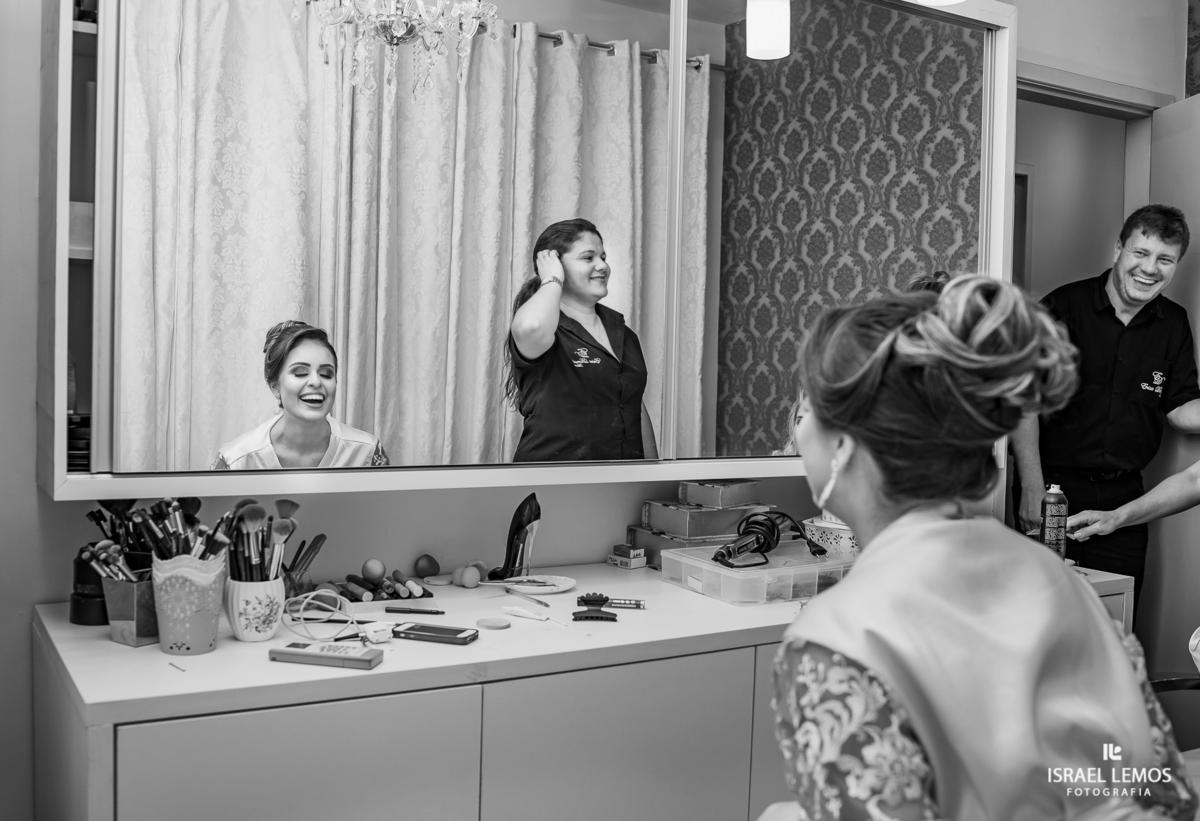 make da noiva barbara, realizado na na Erica damas na cidade de Para de minas/MG, fotografia registrada pelo fotógrafo de casamento Israel Lemos.