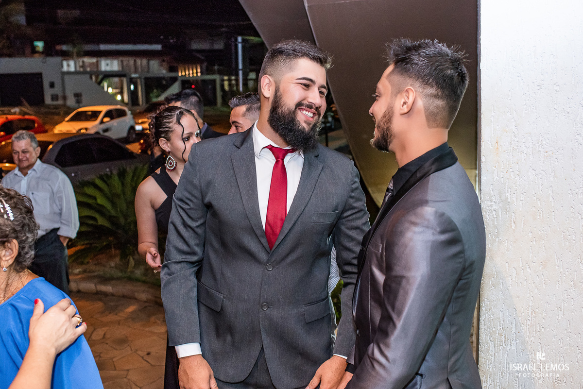 felipe noivo em para de minas foto israel lemos