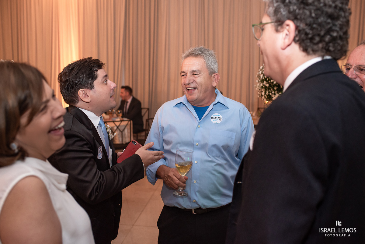 Casamento, realizado na igreja São Sebastião na cidade de Para de minas/MG, fotografia registrada pelo fotógrafo de casamento Israel Lemos.