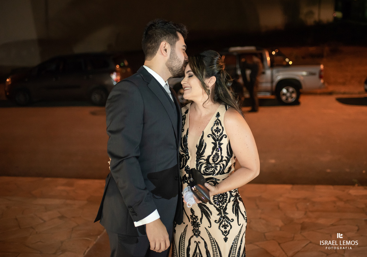 Casamento, realizado na igreja São Sebastião na cidade de Para de minas/MG, fotografia registrada pelo fotógrafo de casamento Israel Lemos.