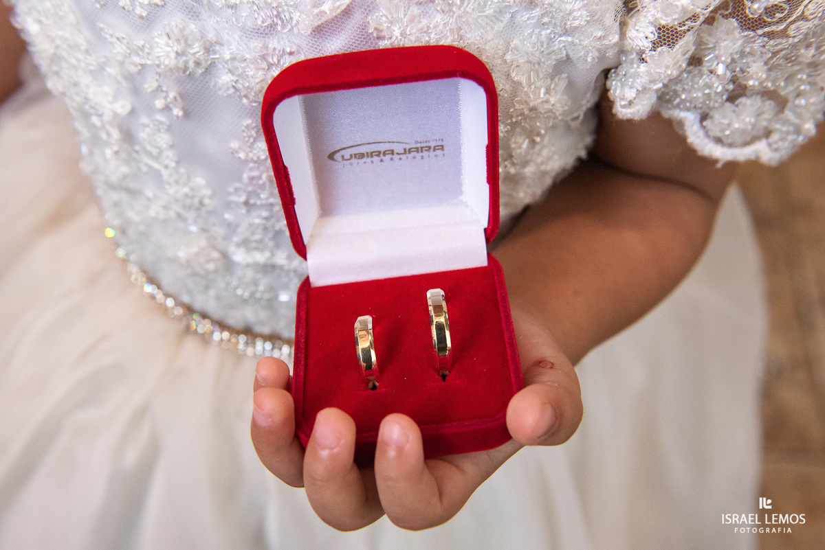 Casamento, realizado no sitio deo cuinha na cidade de Juatuba/MG, fotografia registrada pelo fotógrafo de casamento Israel Lemos.