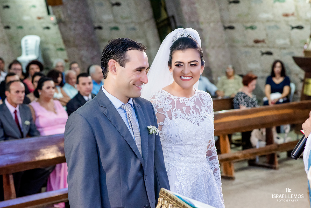 Casamento, realizado na Igreja Nossa senhora da piedade na cidade de Para de minas/MG, fotografia registrada pelo fotógrafo de casamento Israel Lemos.