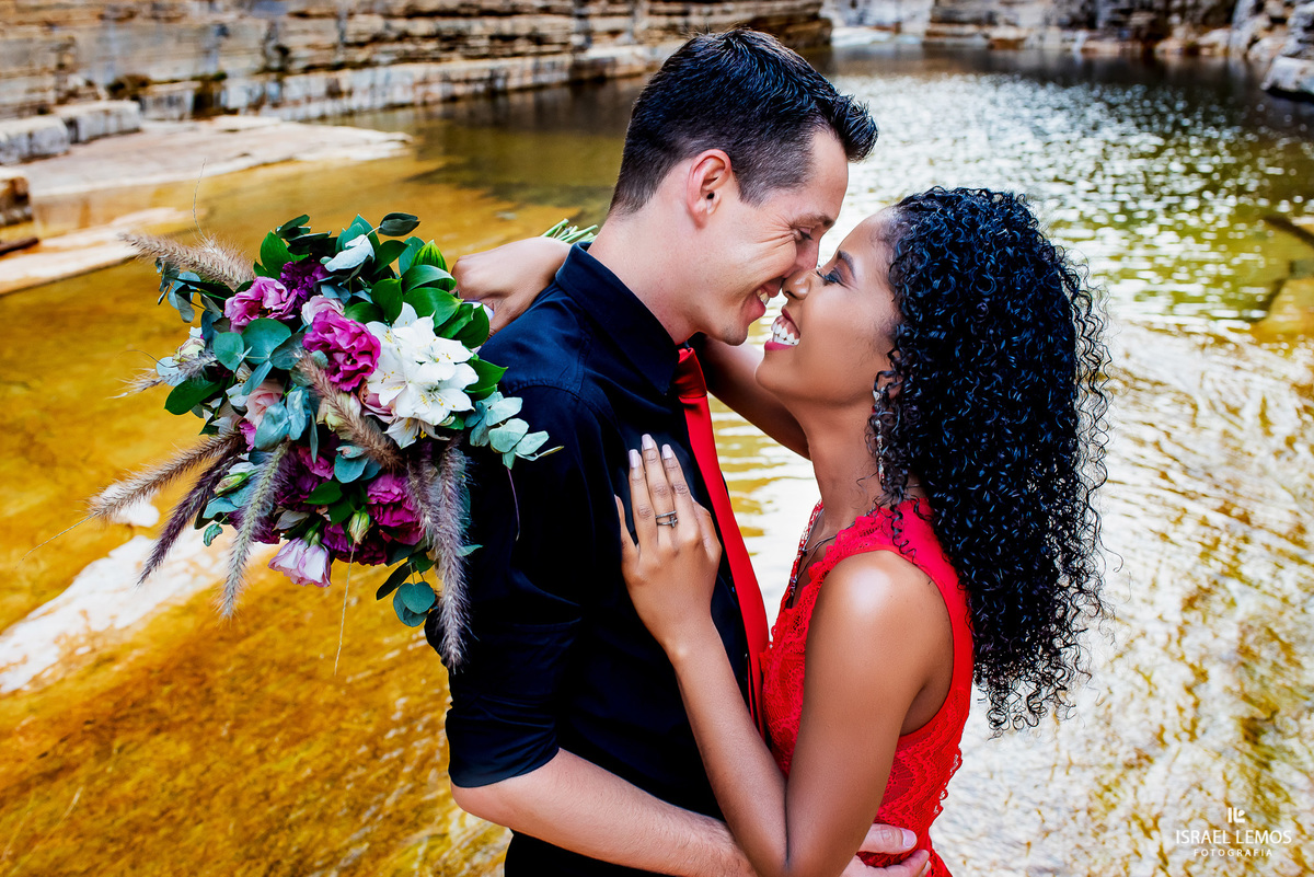  Pré casamento, realizado na cidadeCapitolio em esparcas furna, fotografia registrada pelo fotógrafo de casamento Israel Lemos.