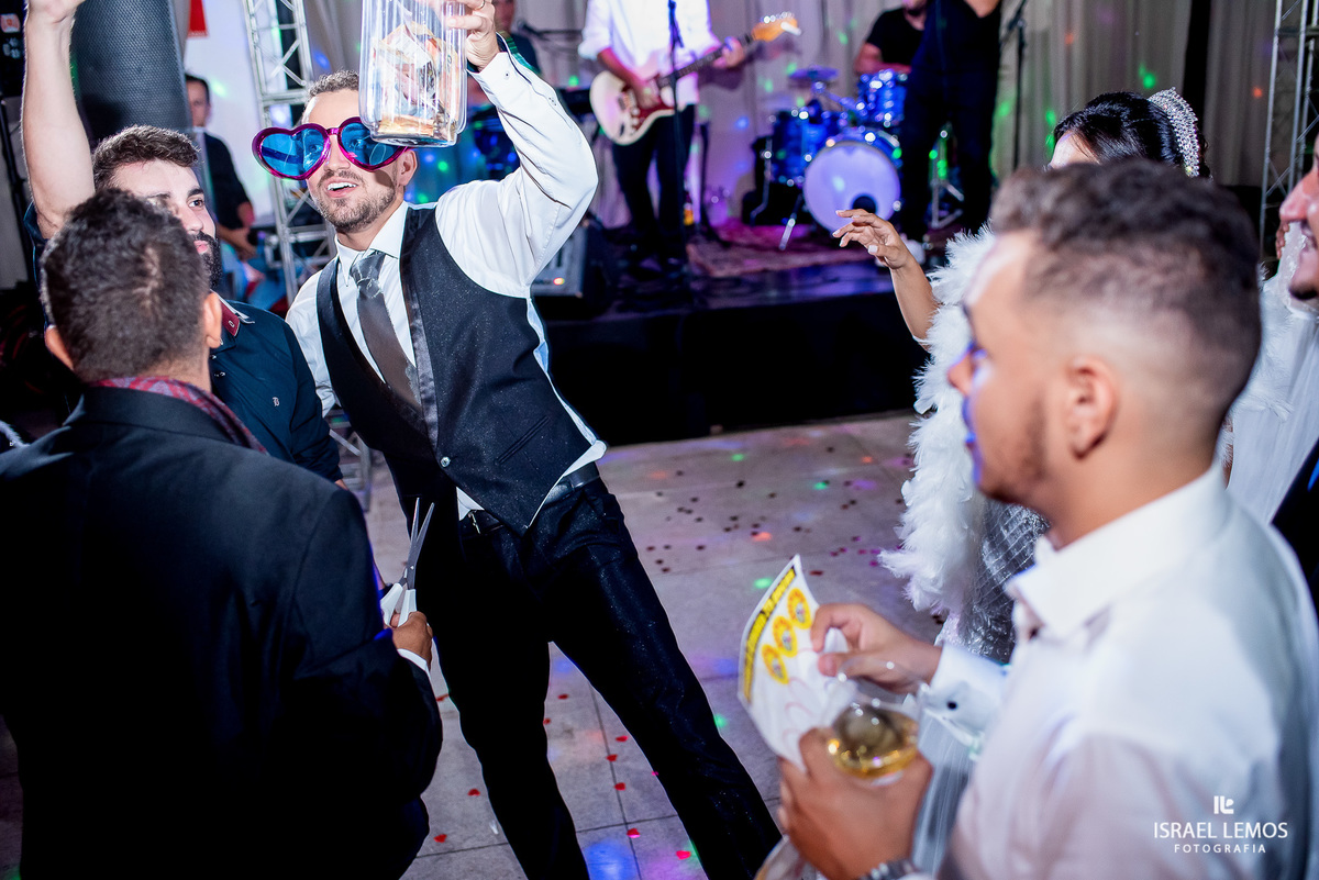 Casamento, realizado na igreja Nossa Senhora do Pilar na cidade de Pitangui MG, na setima vila do ouro fotografia registrada pelo fotógrafo de casamento Israel Lemos.