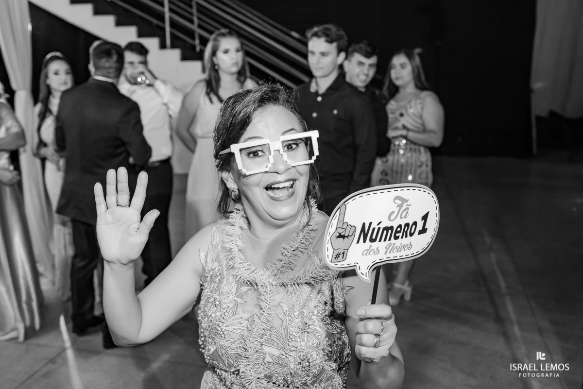Casamento, realizado na igreja Nossa Senhora do Pilar na cidade de Pitangui MG, na setima vila do ouro fotografia registrada pelo fotógrafo de casamento Israel Lemos.