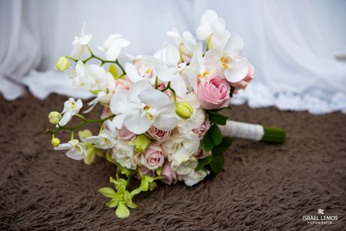 Casamento, realizado na igreja Betel na cidade de juatuba Mg para de minas, fotografia registrada pelo fotógrafo de casamento Israel Lemos.