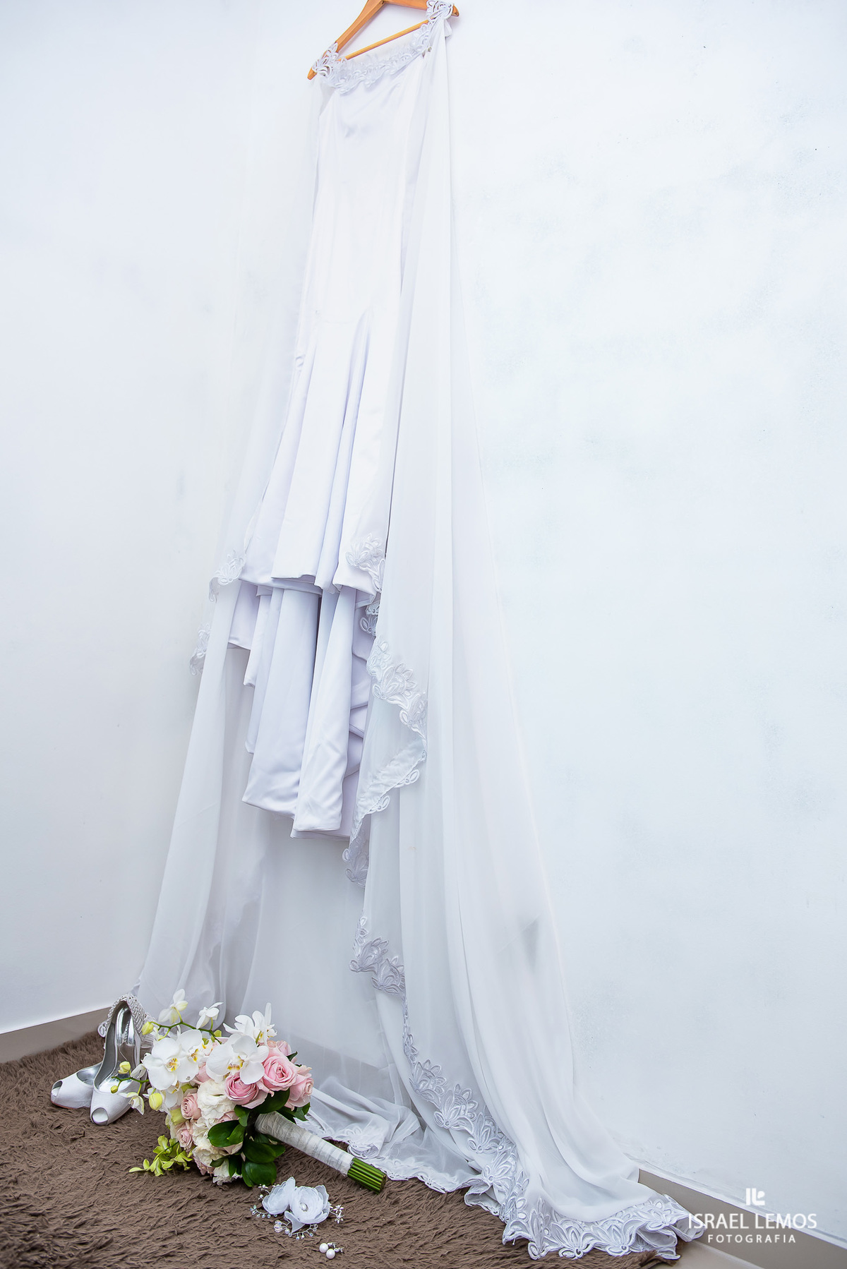 Casamento, realizado na igreja Betel na cidade de juatuba Mg para de minas, fotografia registrada pelo fotógrafo de casamento Israel Lemos.