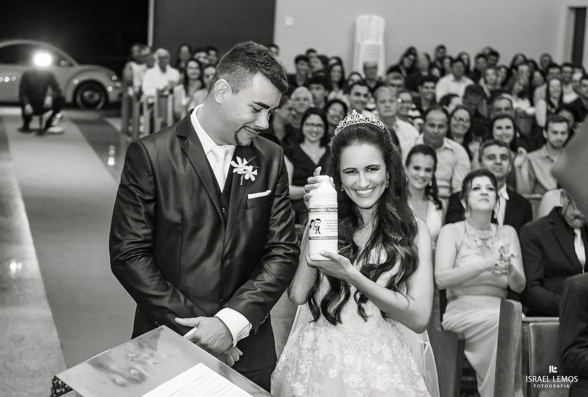 Casamento do Wesley e Leticia, realizado na Igreja São Sebastiao na cidade de Para de minas/MG, fotografia registrada pelo fotógrafo de casamento Israel Lemos.