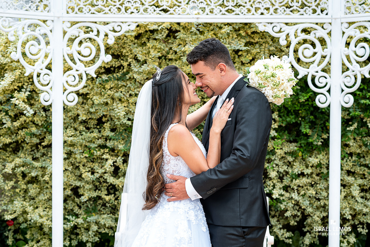 fotos de pos casamento do casal Leticia e Weslei, realizado na pampulha bh na cidade de Belo Horizonte MG feitas pelas lentes do fotografo Israel Lemos de Para de minas MG