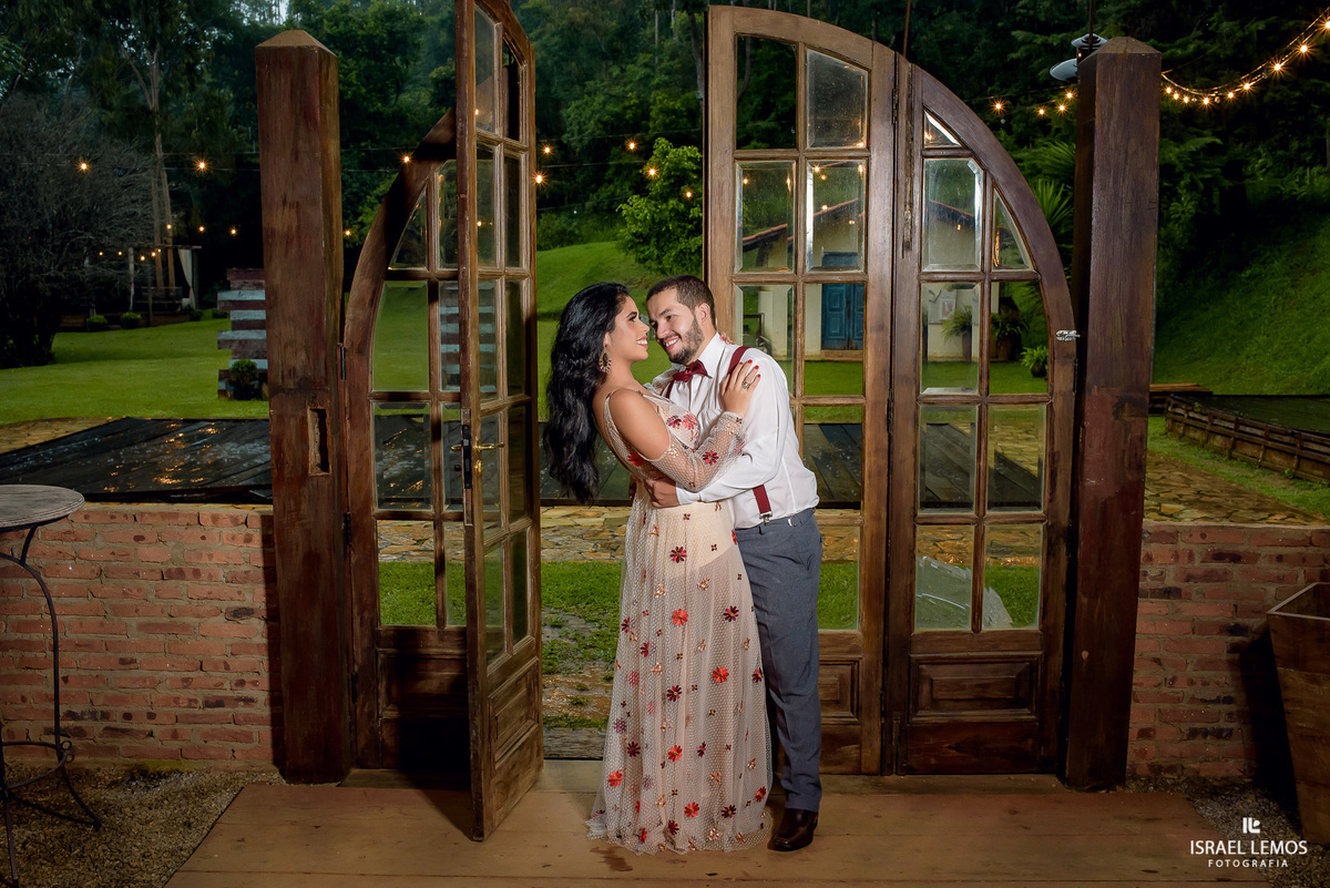 Pré casamento, realizado na cidade caete mg no bougainvillefarm
 fotografia registrada pelo fotógrafo de casamento Israel Lemos.
Produção Tamata oliveira
Maquiagem make leticia mara
Cabelo Paloma Brandao