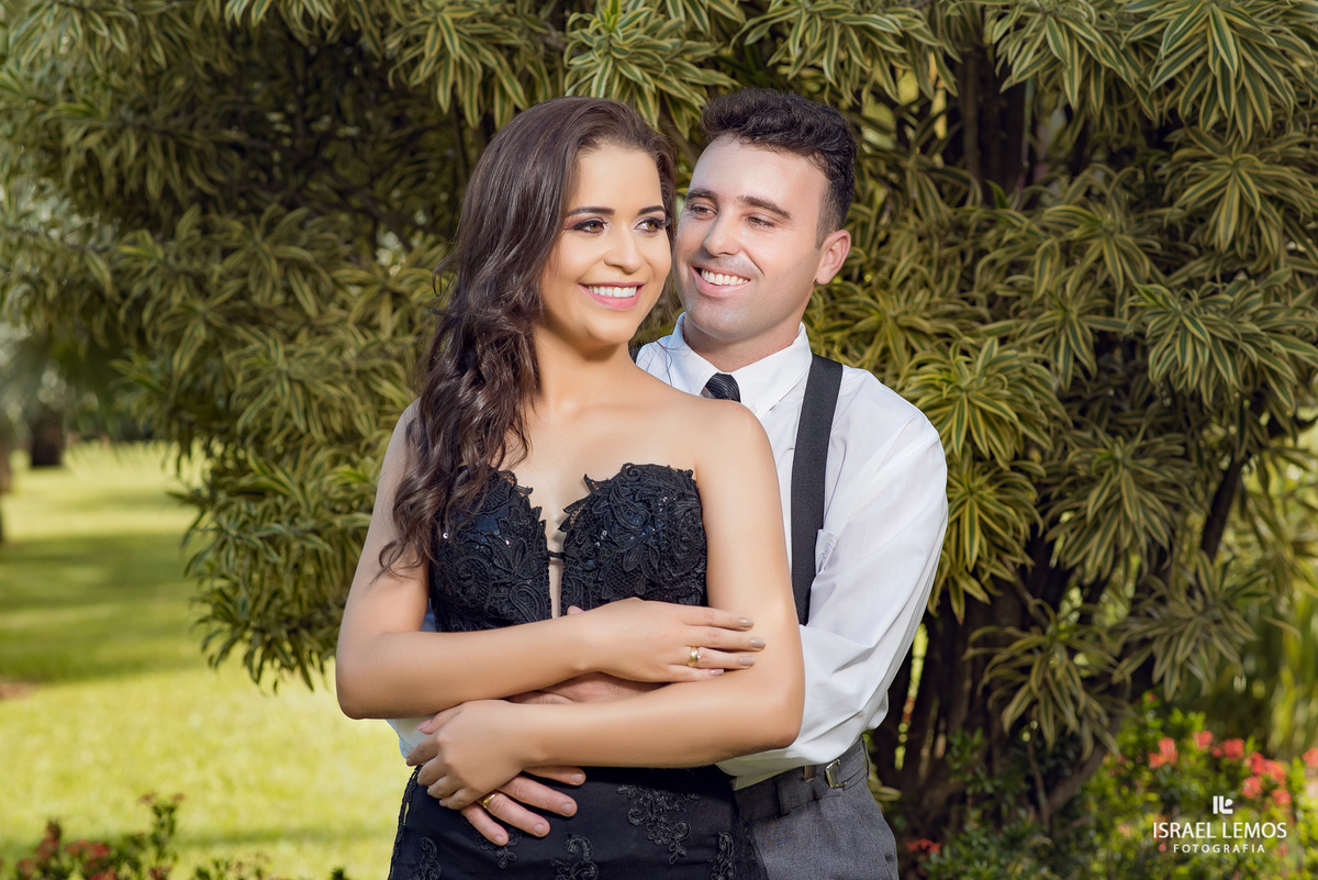  Pré casamento, realizado na cidade Para de minas MG em Minas gerais, fotografia registrada pelo fotógrafo de casamento Israel Lemos.
Com producao de Tamata Oliveira da equipe de silmaria oliveira