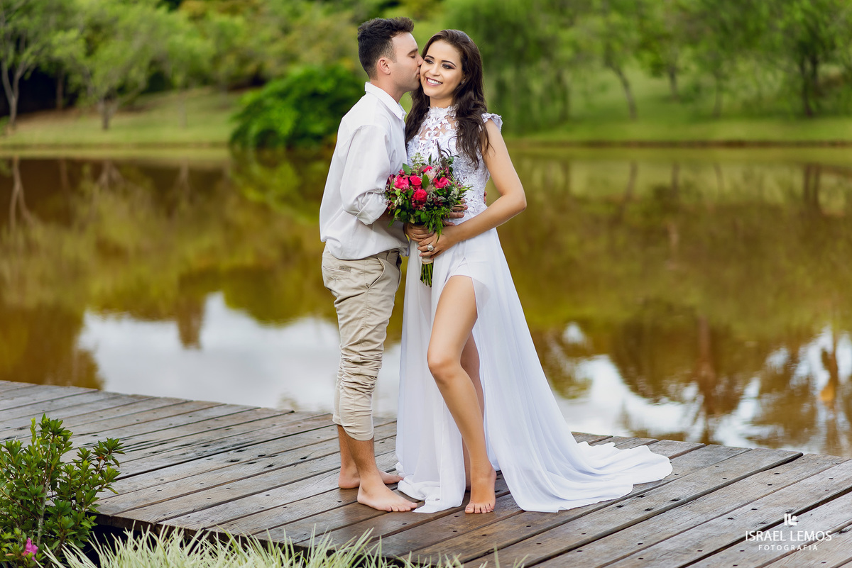  Pré casamento, realizado na cidade Para de minas MG em Minas gerais, fotografia registrada pelo fotógrafo de casamento Israel Lemos.
Com producao de Tamata Oliveira da equipe de silmaria oliveira