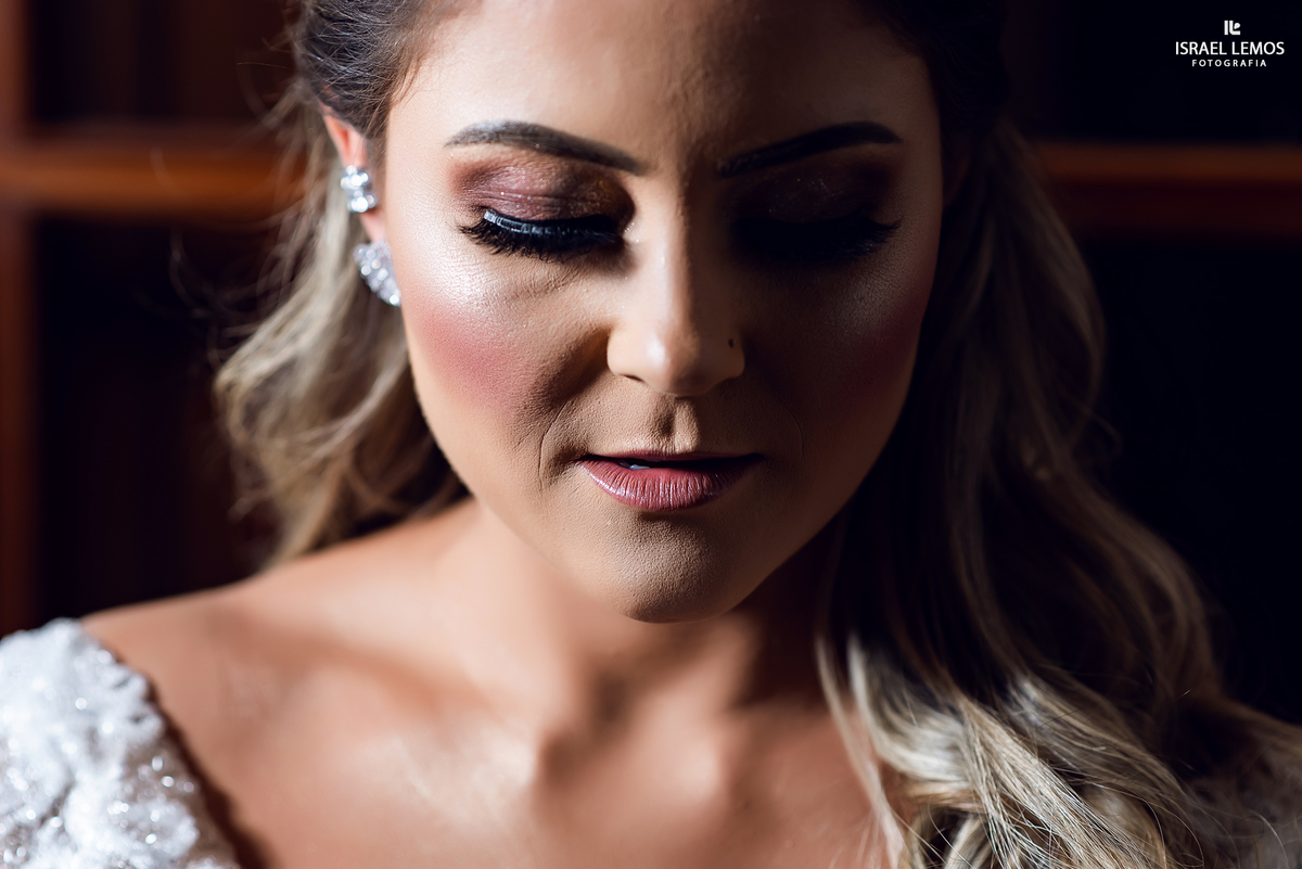 Casamento de Fran e junior realizado na Silmaria noivasna igreja sao francisco em cidade de Para de minas/MG, fotografia registrada pelo fotógrafo de casamento Israel Lemos.