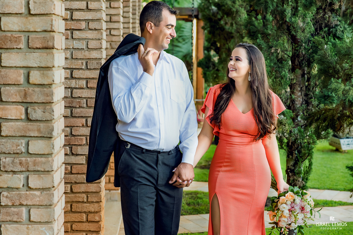 fotos de pre casamento de Alessandra xule e rafael da cidade de antunes mg tijolo fotos no shangrila e fotografo cidade de Para de minas/MG, fotografia registrada pelo fotógrafo de casamento Israel Lemos.