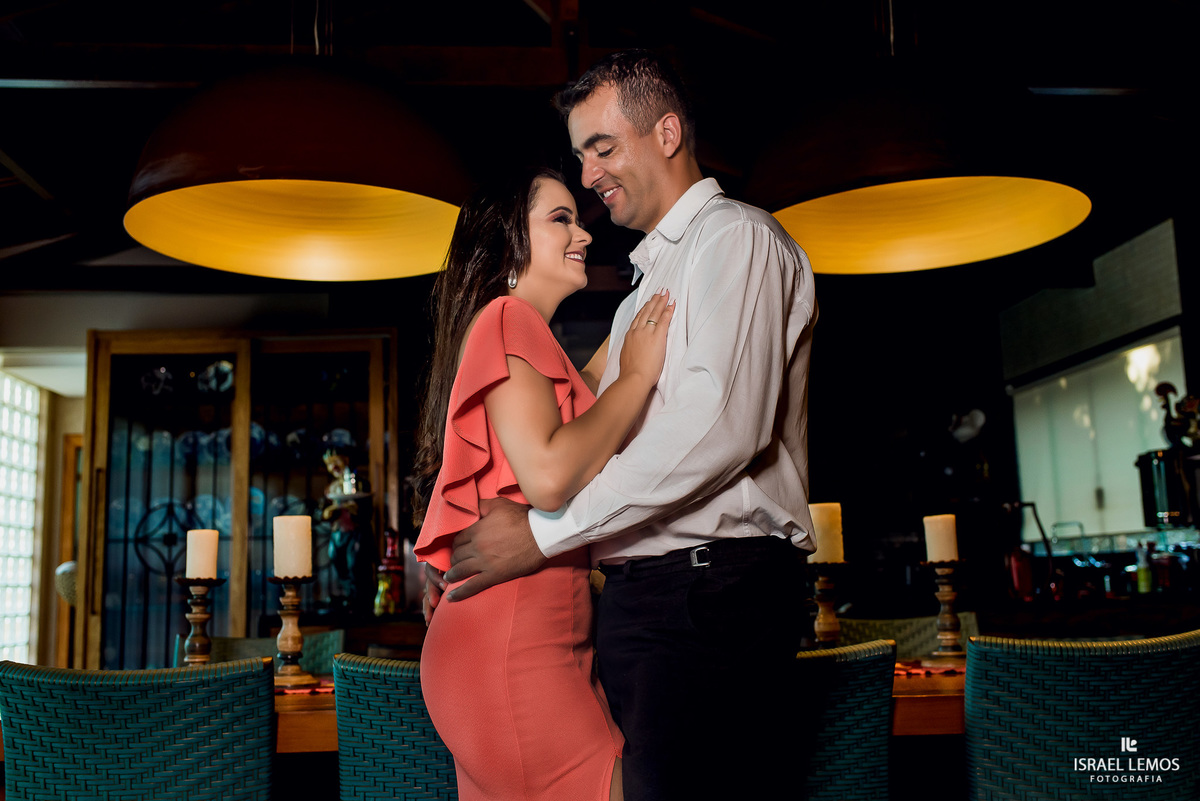 fotos de pre casamento de Alessandra xule e rafael da cidade de antunes mg tijolo fotos no shangrila e fotografo cidade de Para de minas/MG, fotografia registrada pelo fotógrafo de casamento Israel Lemos.